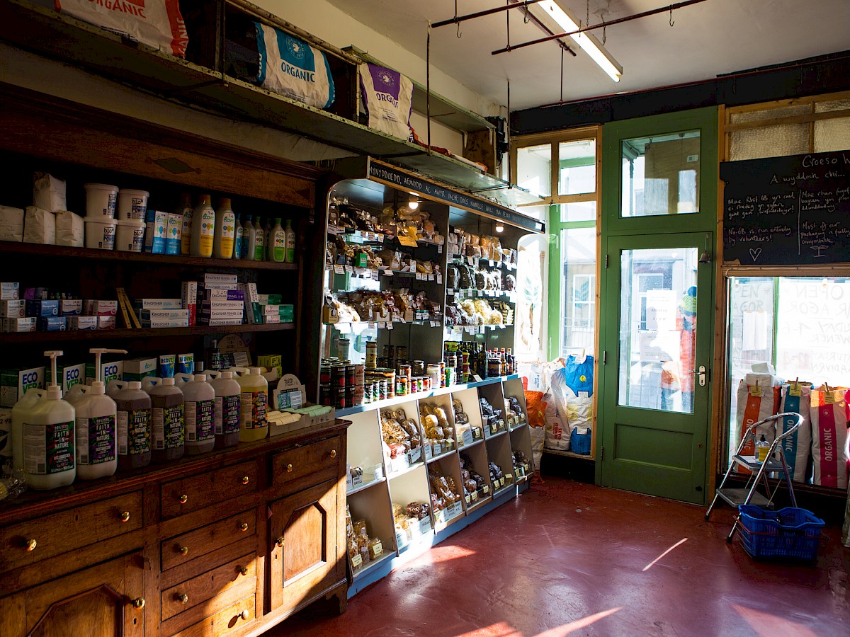 Gallery of Bethesda High Street businesses 2021.