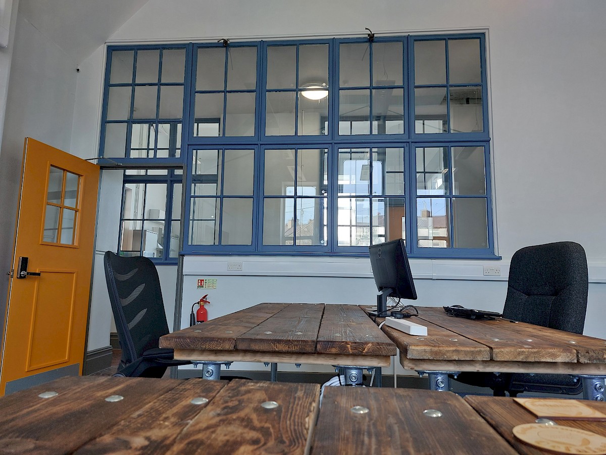 Cydweithfa - Coworking Space, Canolfan Cefnfaes